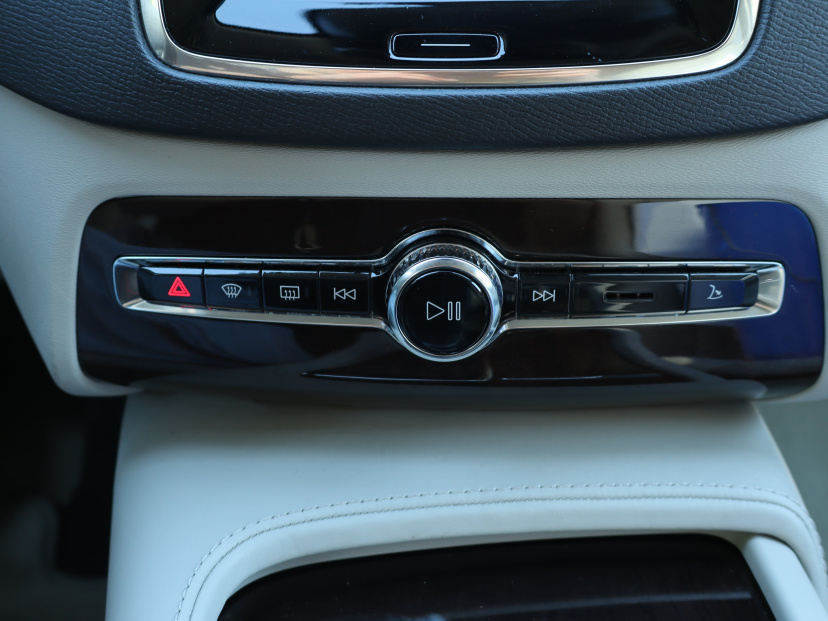 Volvo XC90, 2016