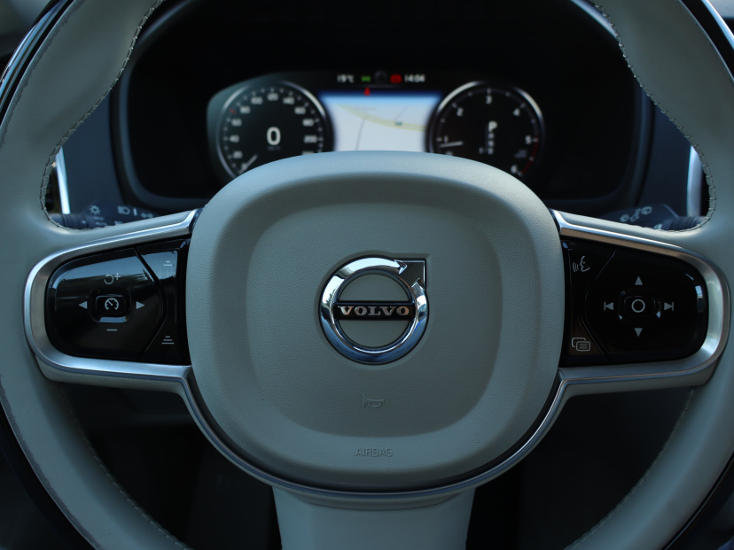 Volvo XC90, 2016