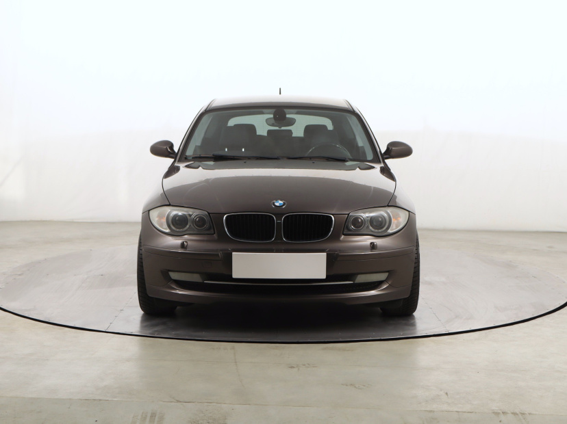 BMW 1, 2009