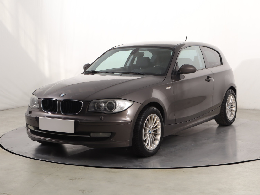 BMW 1, 2009