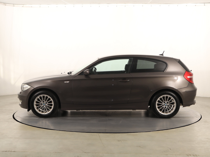 BMW 1, 2009