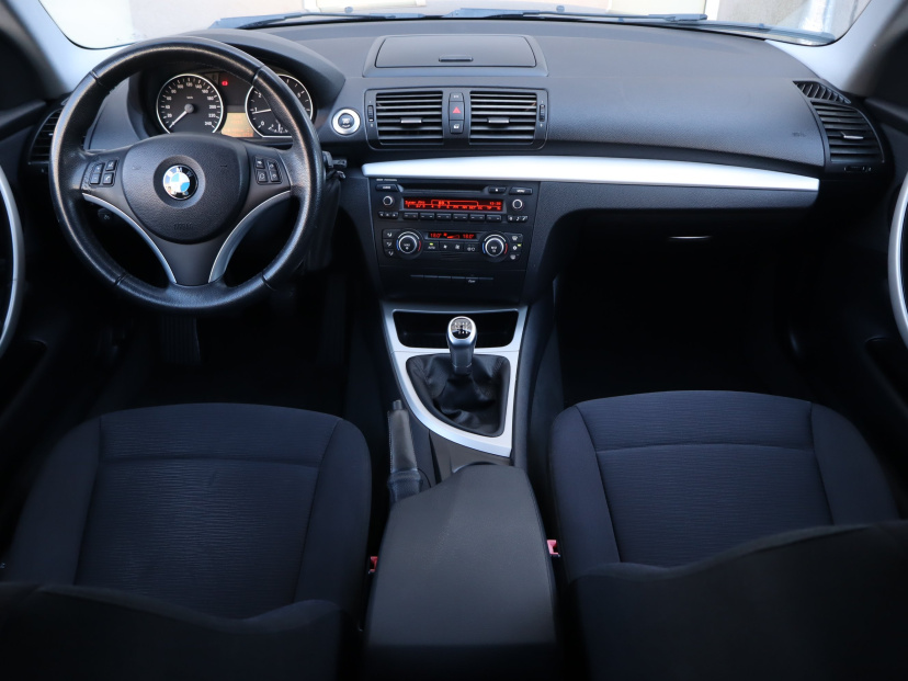 BMW 1, 2009