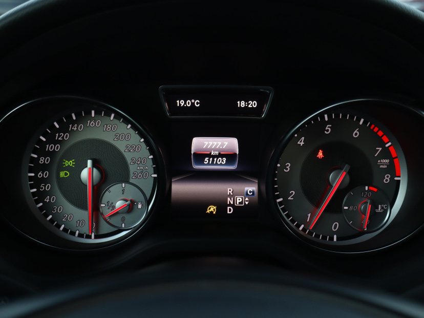 Mercedes-Benz GLA, 2016