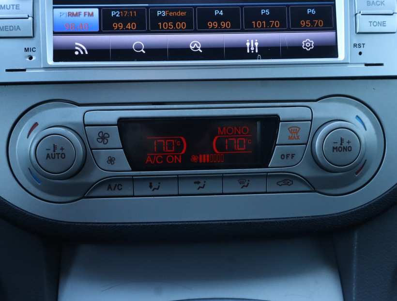 Ford Kuga, 2011