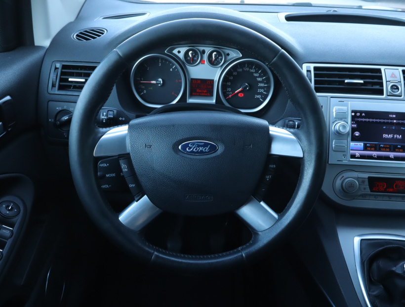 Ford Kuga, 2011