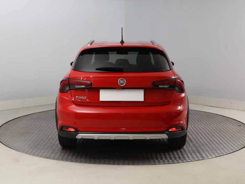 Fiat Tipo, 2022