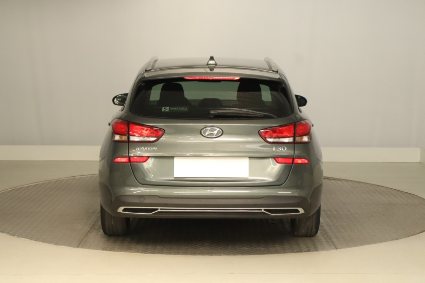 Hyundai i30, 2023