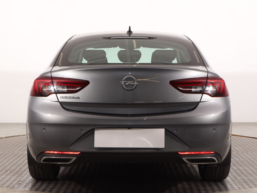 Opel Insignia, 2021