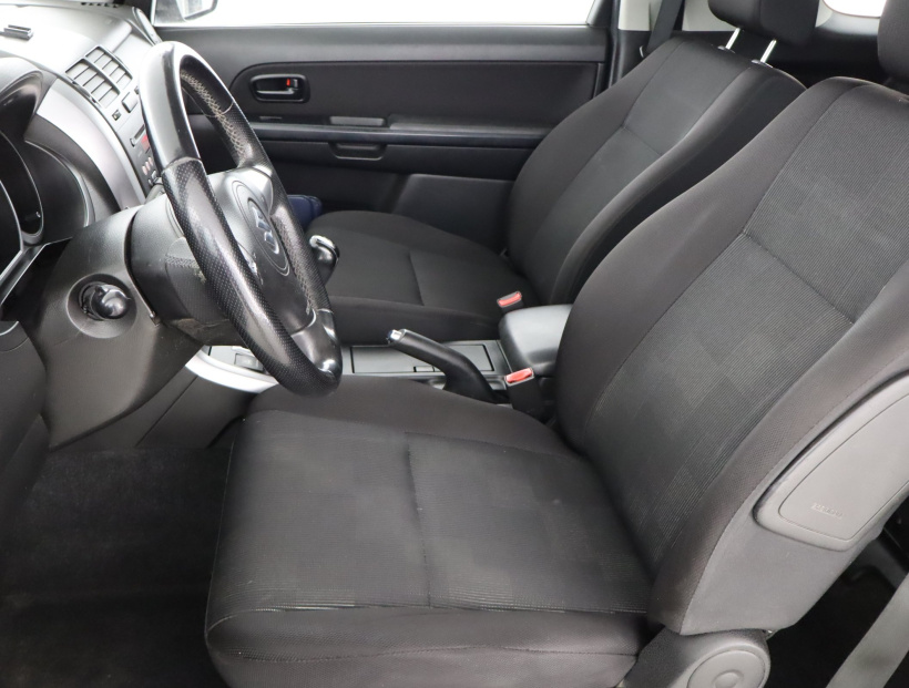 Suzuki Grand Vitara, 2011