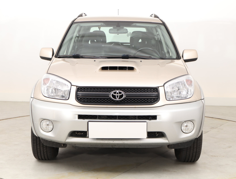 Toyota RAV 4, 2004