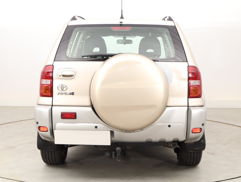 Toyota RAV 4, 2004