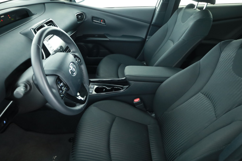 Toyota Prius, 2021