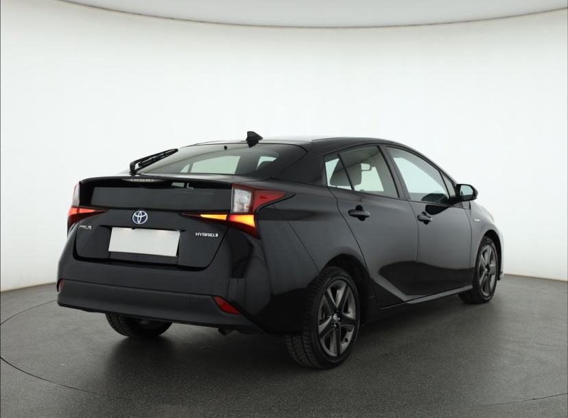 Toyota Prius, 2021
