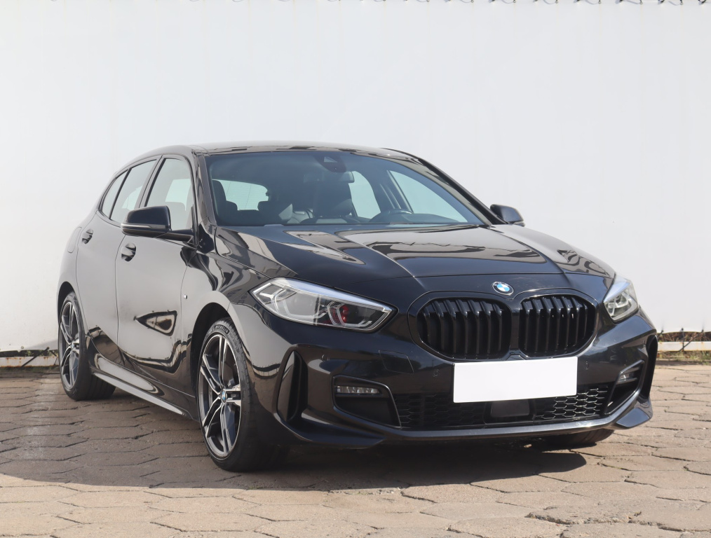 BMW 118i, 2020