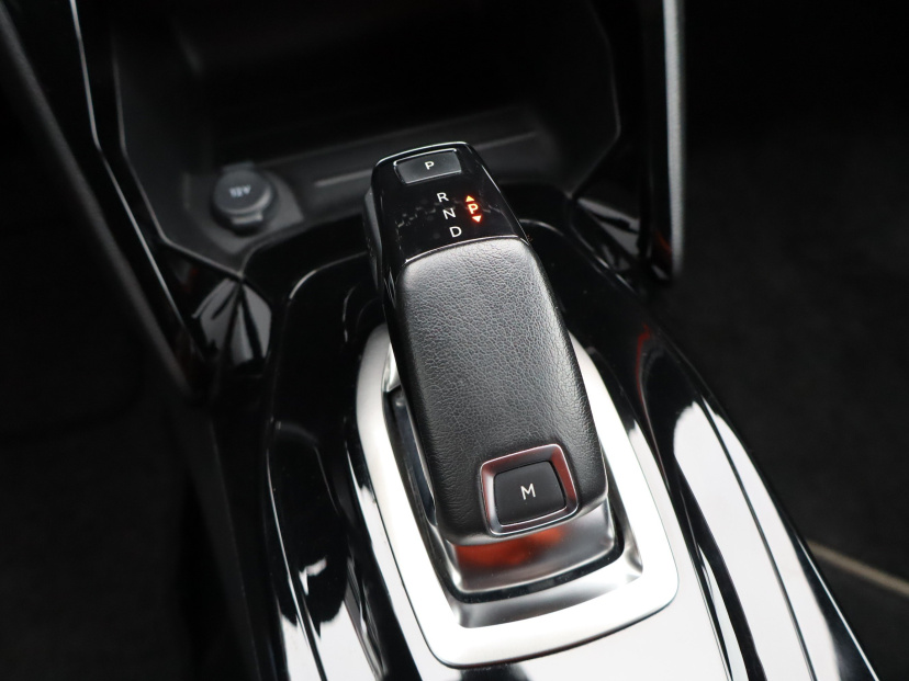 Peugeot 2008, 2021