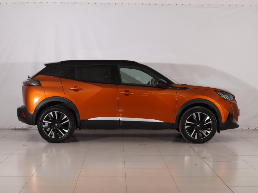 Peugeot 2008, 2021