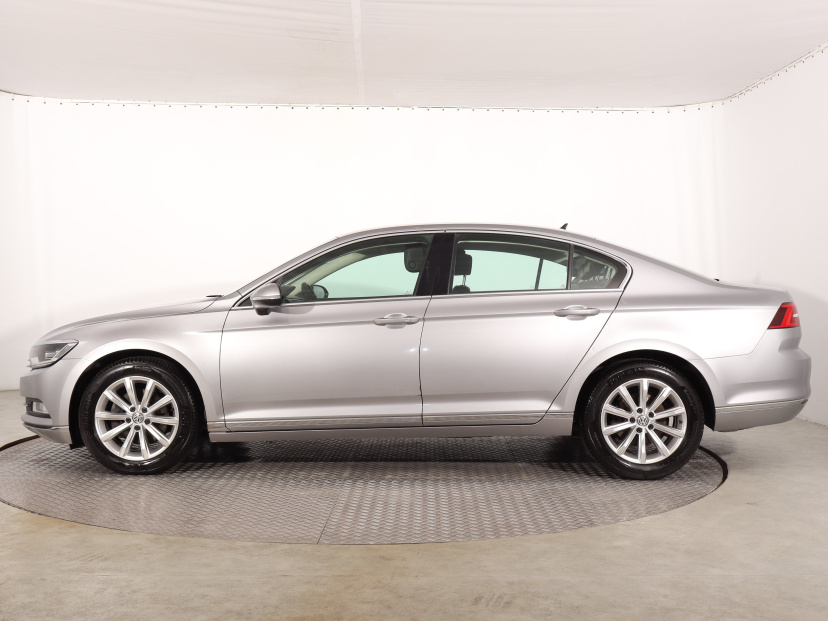 Volkswagen Passat, 2017
