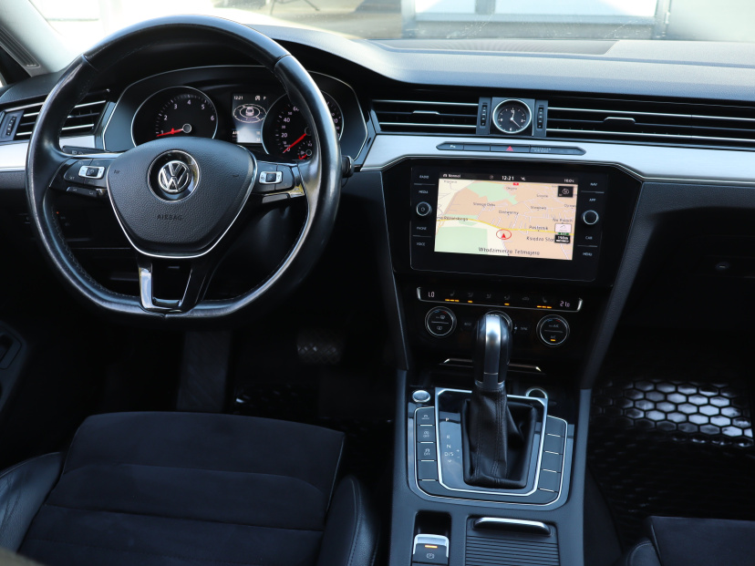 Volkswagen Passat, 2017