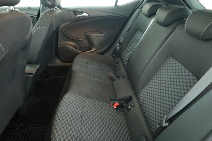 Opel Astra, 2019