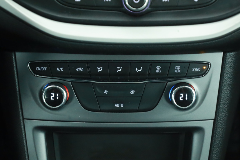 Opel Astra, 2019