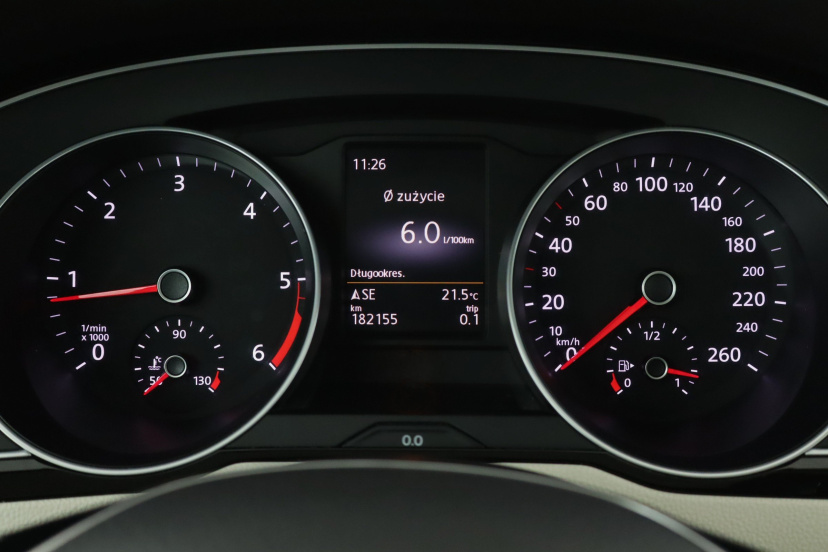 Volkswagen Passat, 2015