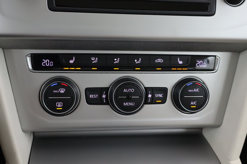 Volkswagen Passat, 2015