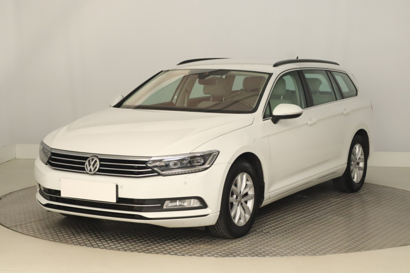 Volkswagen Passat, 2015