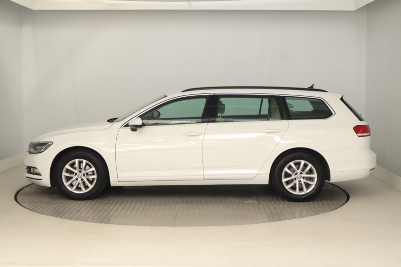 Volkswagen Passat, 2015