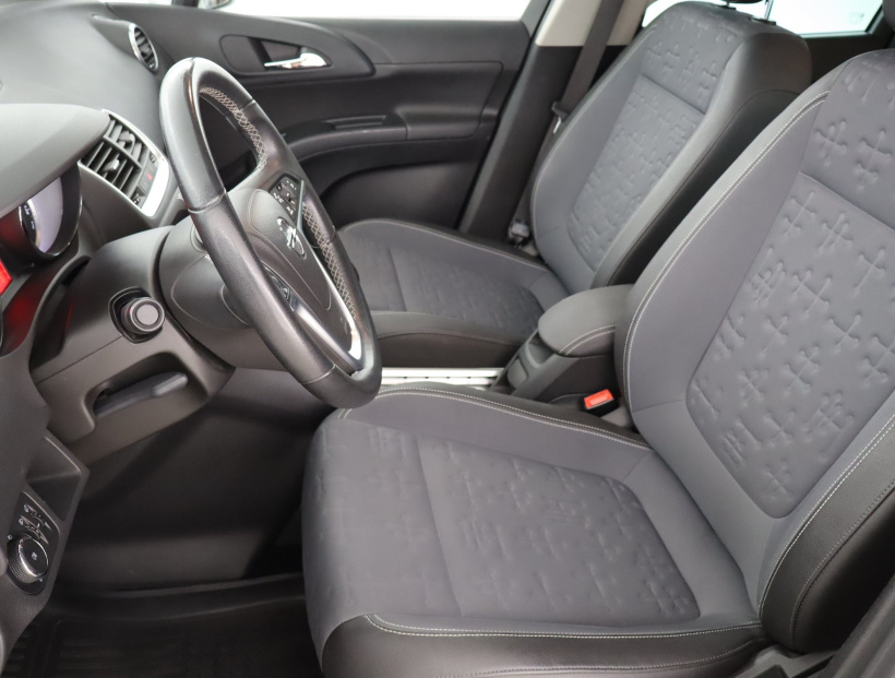 Opel Meriva, 2017