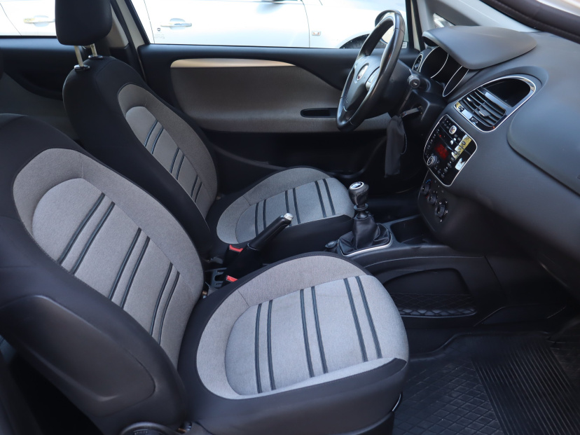 Fiat Punto Evo, 2012