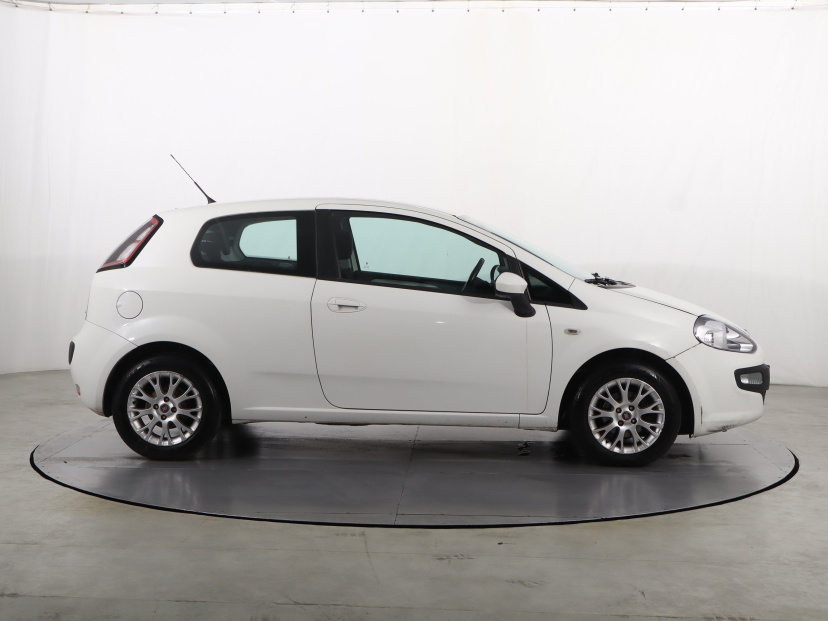Fiat Punto Evo, 2012