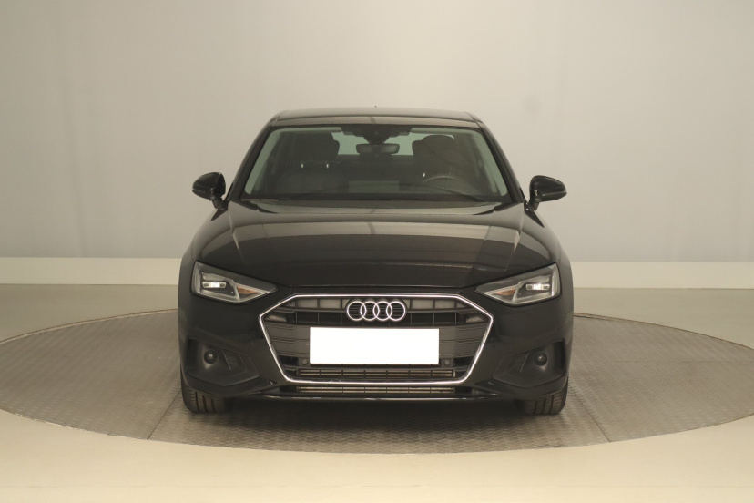 Audi A4, 2022