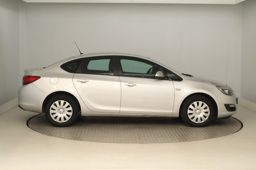 Opel Astra, 2016