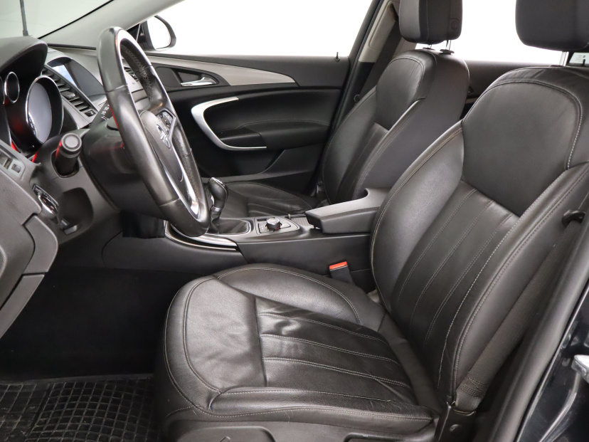 Opel Insignia, 2013