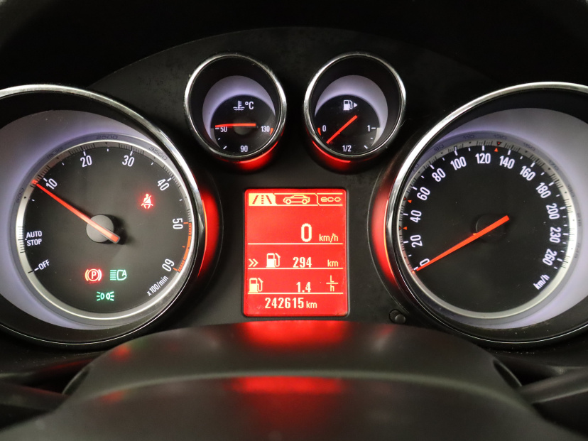 Opel Insignia, 2013