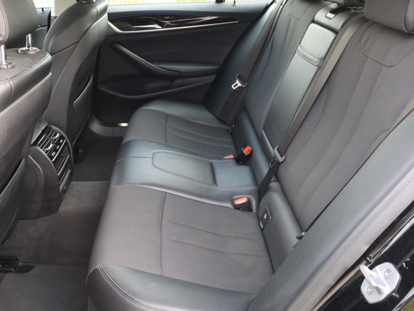 BMW 5, 2018