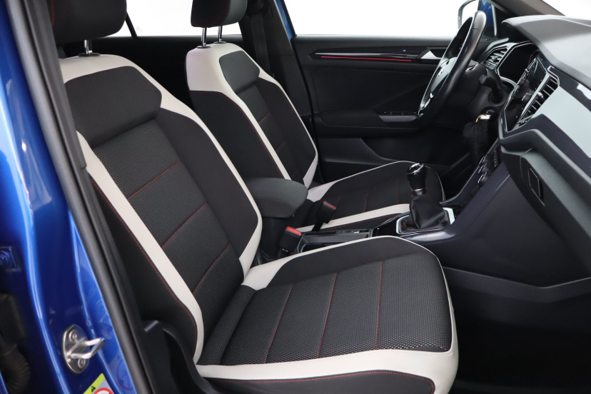 Volkswagen T-Roc, 2019