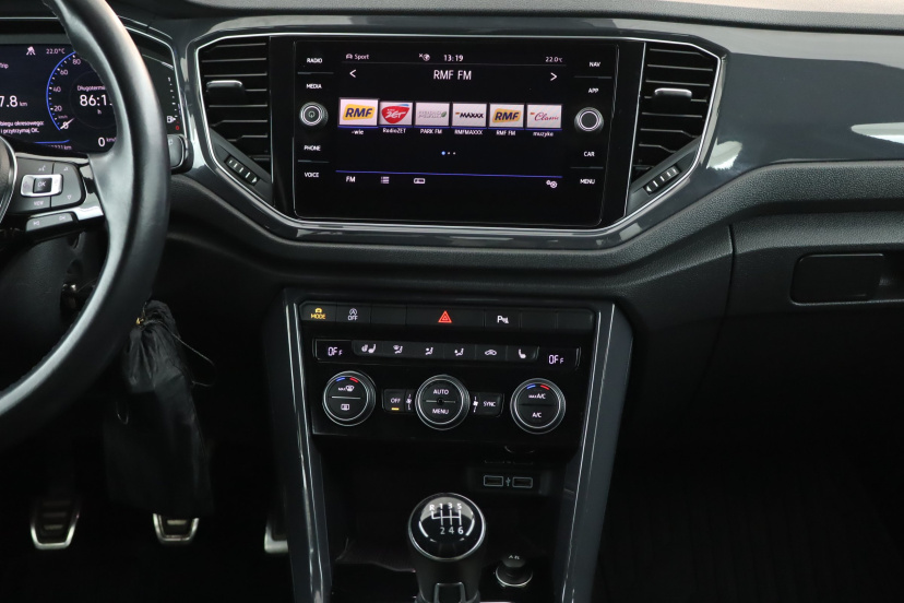 Volkswagen T-Roc, 2019