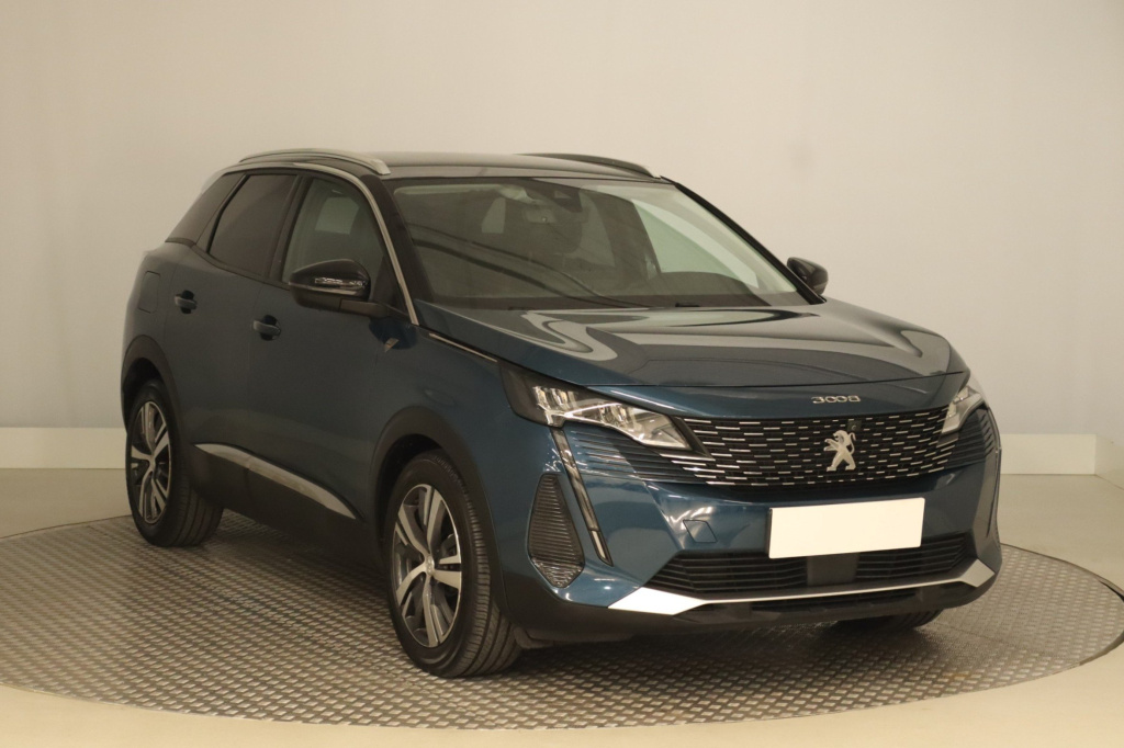 Peugeot 3008 e-Hybrid 225