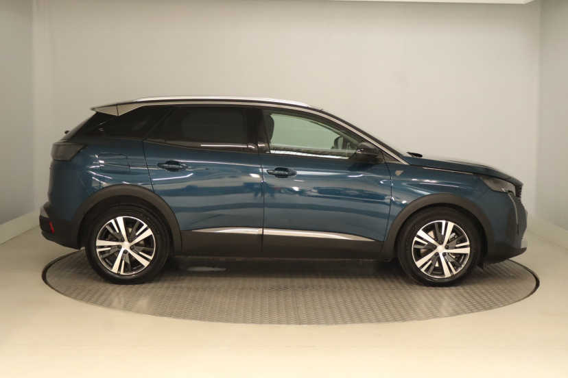 Peugeot 3008, 2022