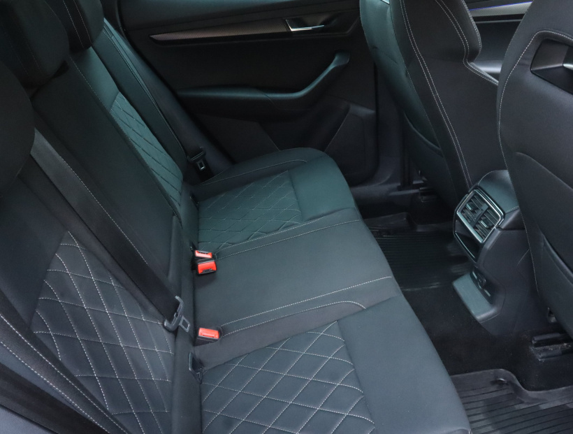 Škoda Karoq, 2019