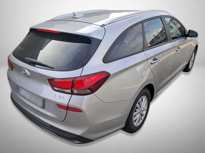 Hyundai i30, 2022