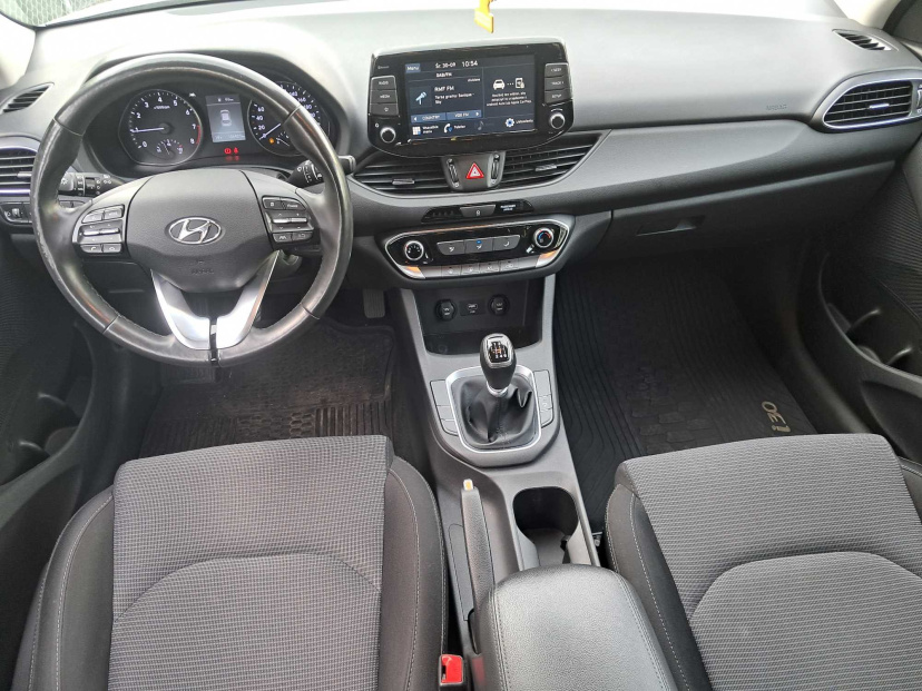 Hyundai i30, 2022