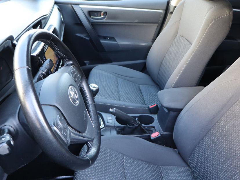 Toyota Corolla, 2016
