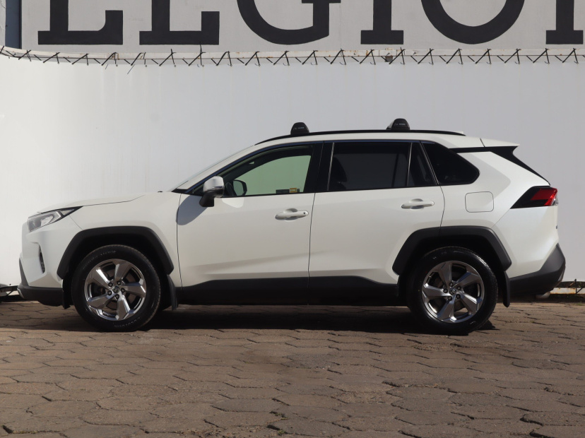 Toyota RAV 4, 2021