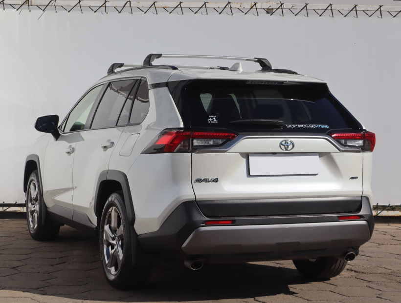 Toyota RAV 4, 2021