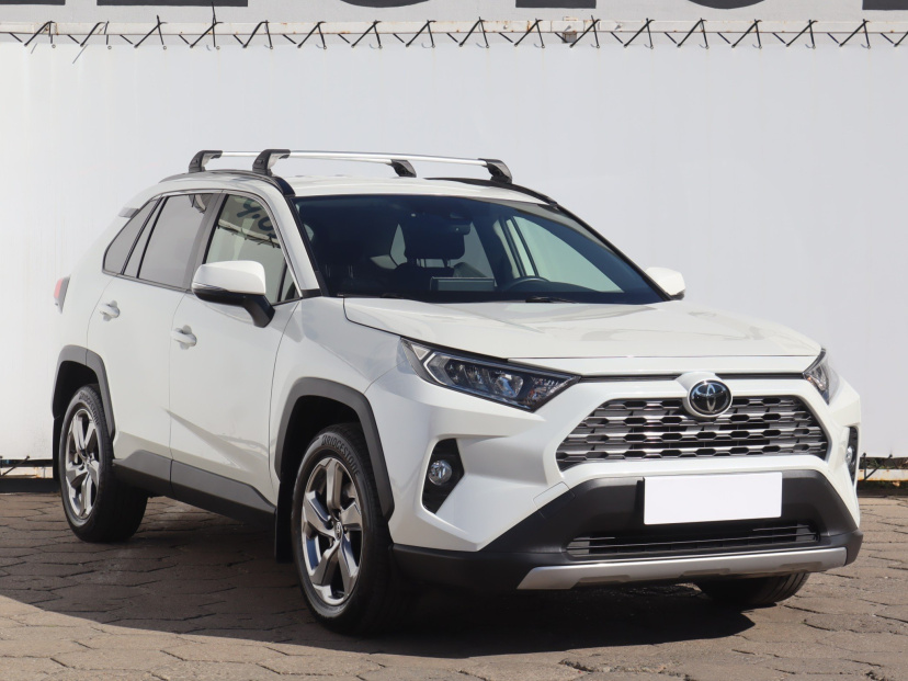 Toyota RAV 4, 2021