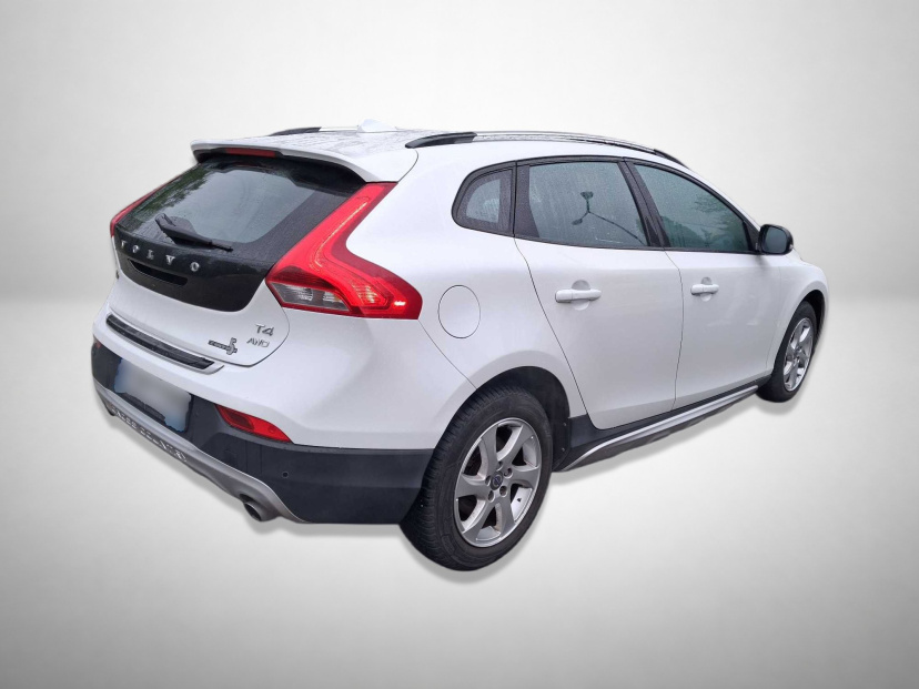 Volvo V40 Cross Country, 2014