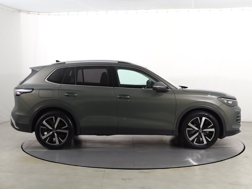 Volkswagen Tiguan, 2024
