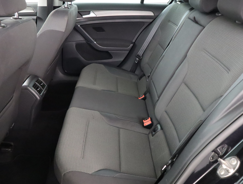 Volkswagen Golf, 2013